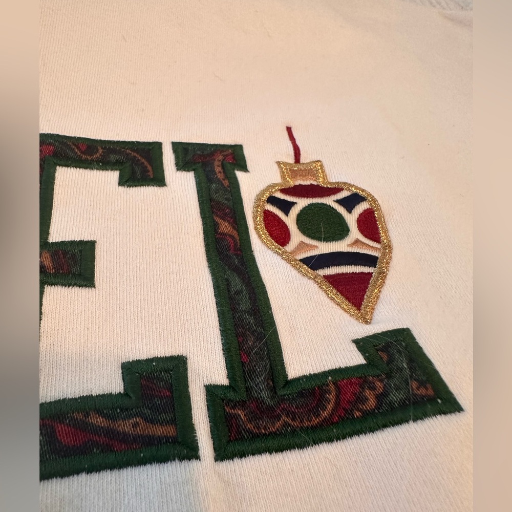 Vintage NOEL Christmas sweatshirt - Picture 4 of 7